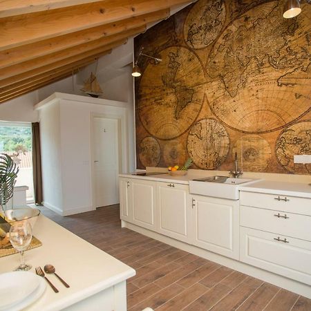 Captain'S Attic Račišće Dış mekan fotoğraf