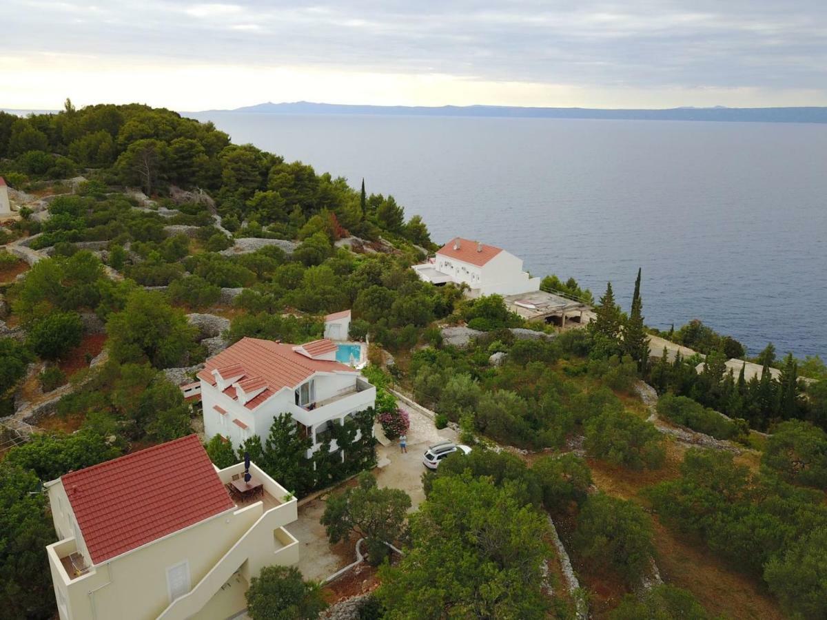 Captain'S Attic Račišće Dış mekan fotoğraf