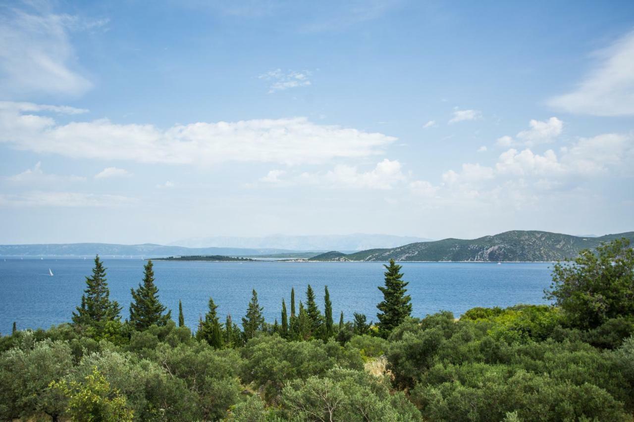 Captain'S Attic Račišće Dış mekan fotoğraf